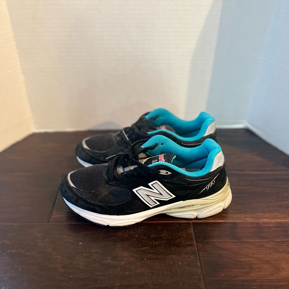 New Balance 990 Black and Blue Sneakers